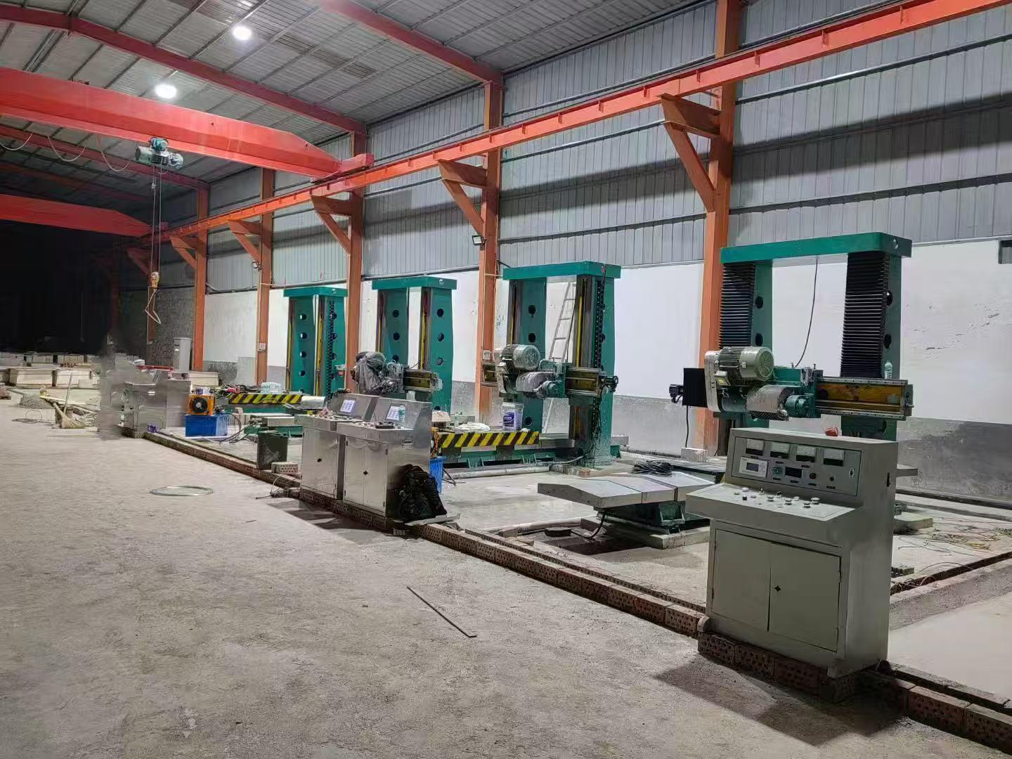 刚玉砖硬度高、质地脆，选用哪种切割设备才能保证切割精度和质量？