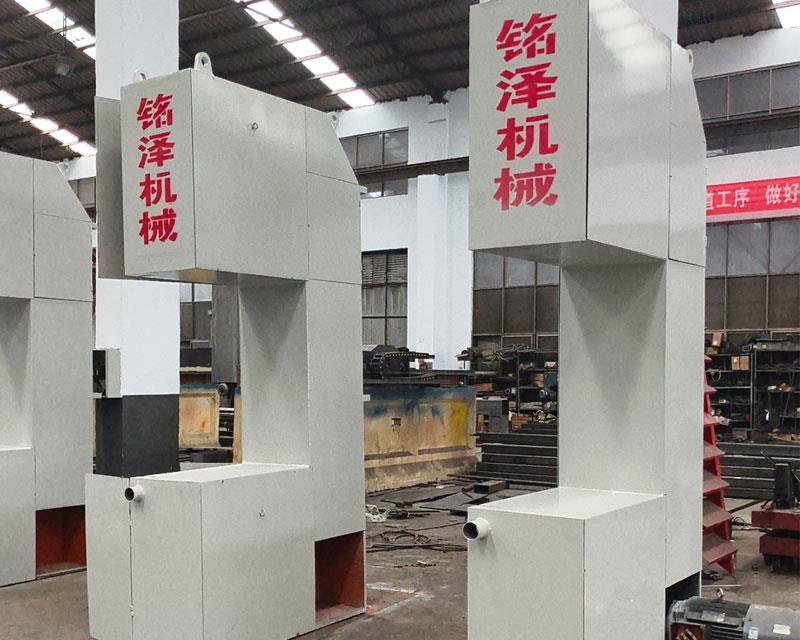 立式石墨带锯机加工效率上不去？排查这几个常见问题
